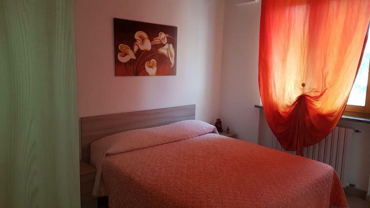 Ferienwohnung Accogliente Bilocale Novara Exterior foto